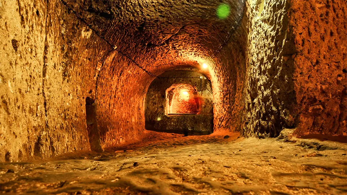 Derinkuyu Yer Altı Şehri (Nevşehir / Kapadokya)
