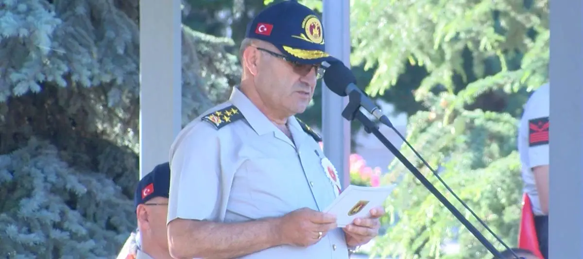 Kara Kuvvetleri Komutanı Orgeneral Metin Tokel