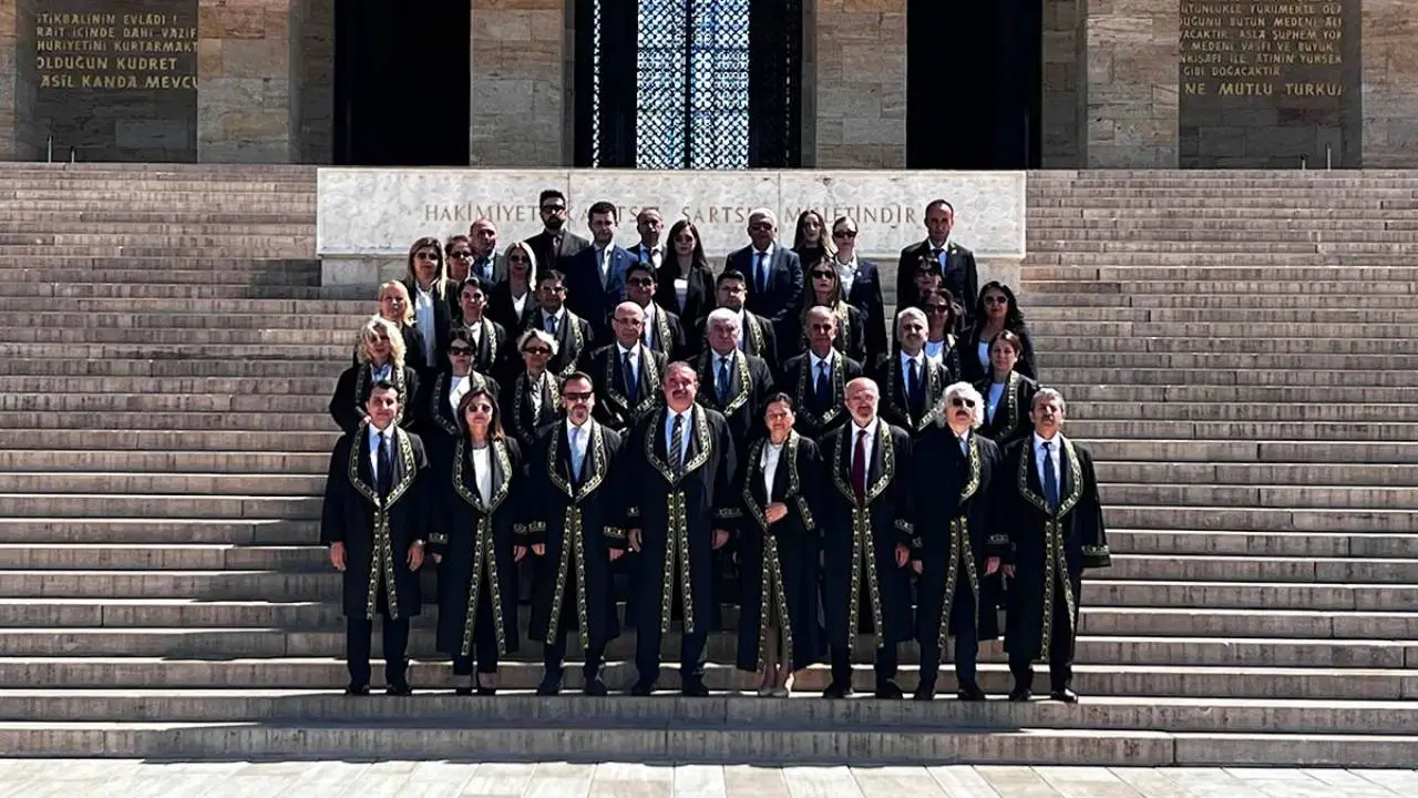 Uyuşmazlık Mahkemesi heyetinden Anıtkabir ziyareti