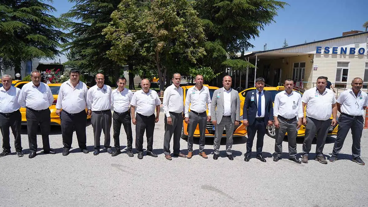 Ankara'da taksicilere İngilizce eğitimi...
