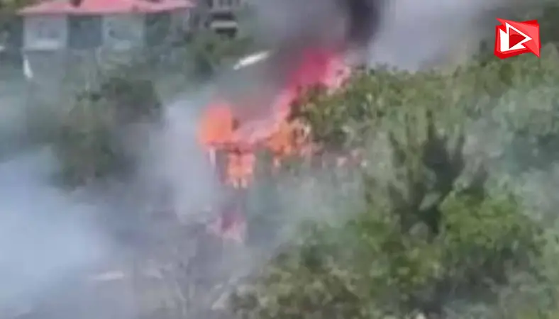 Ankara Beypazarı'nda ahşap ev küle döndü