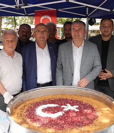 Çubuk'ta 5 bin kişiye aşure ikram edildi