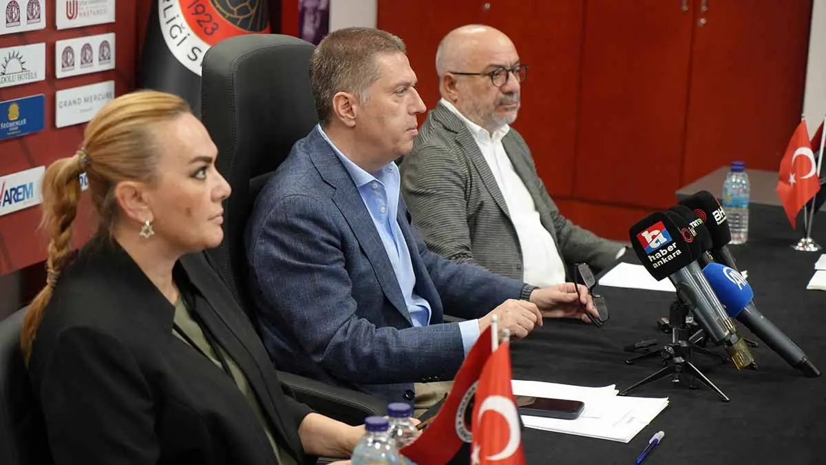 Gençlerbirliği Başkanı Çakmak'tan İcardi açıklaması