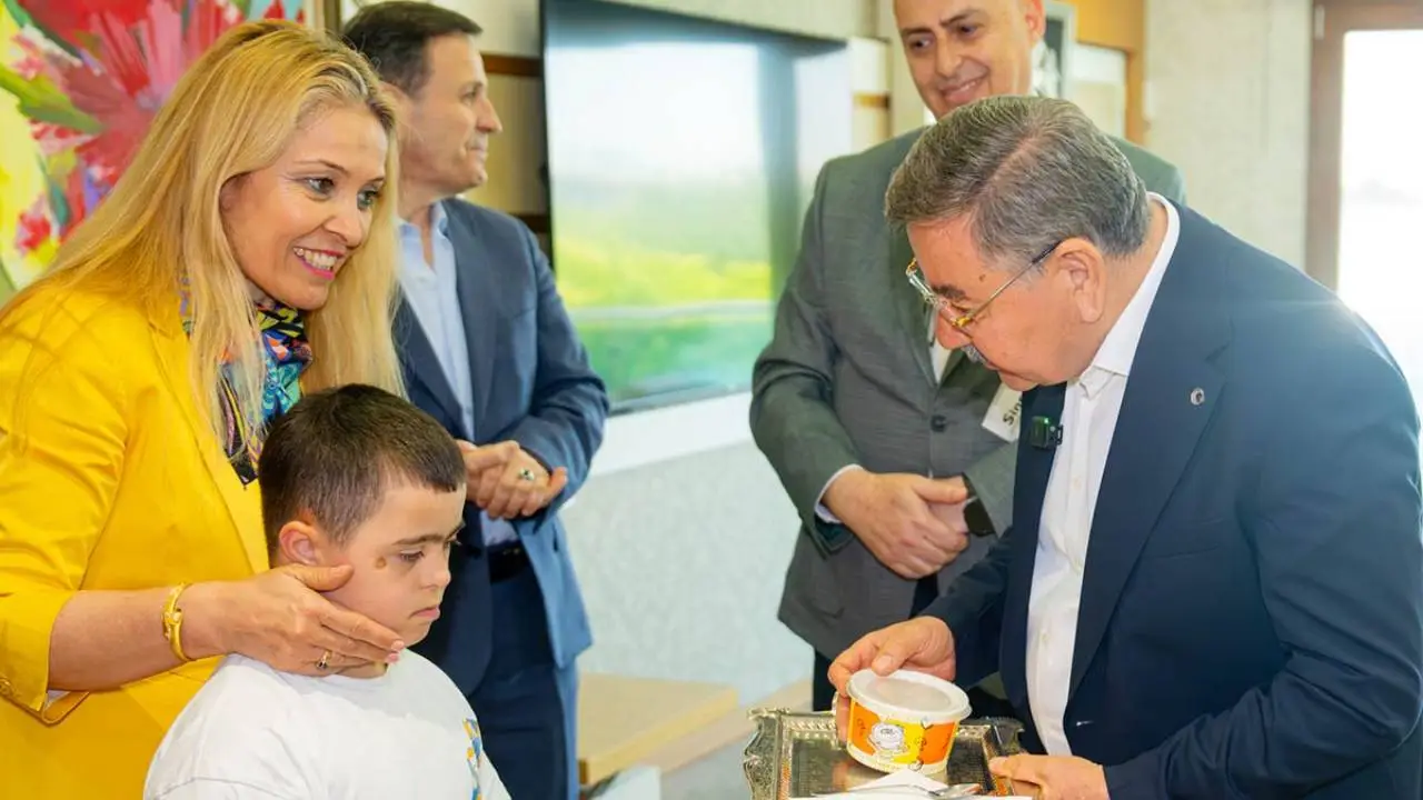 UYUM öğrencilerinin el emeği ürünleri sergilendi