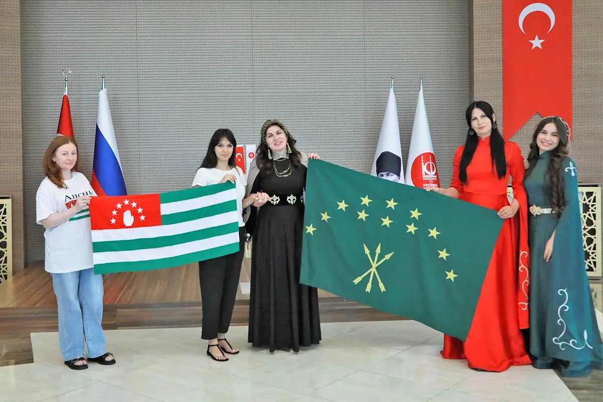 Keçiören’de Kuzey Kafkasya kültürü sanatla tanıtıldı