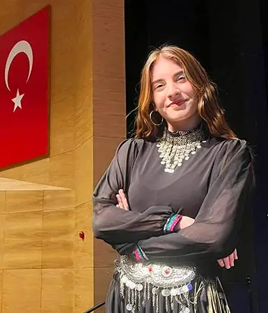 Ankaralı Lara, İngiltere’de 5 müzik okulundan kabul aldı