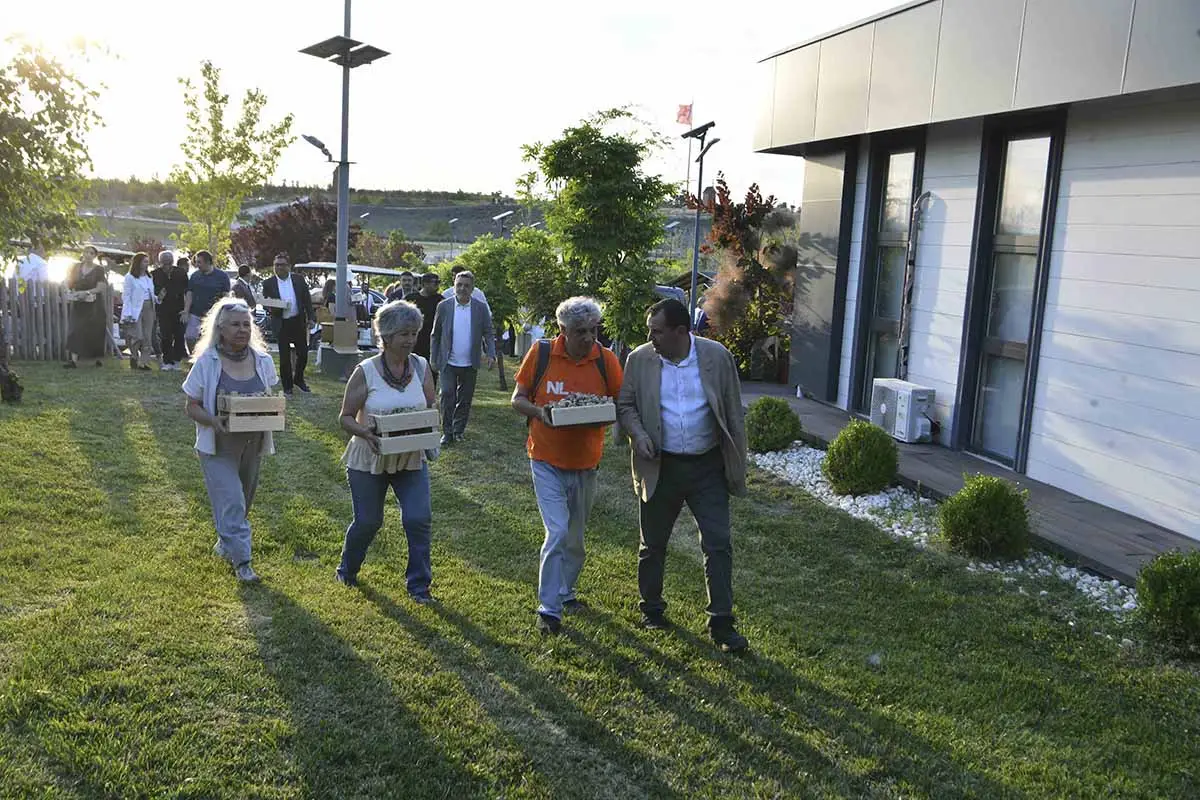 Büyükelçilerden Ankara'nın tarım kampüsüne çıkarma
