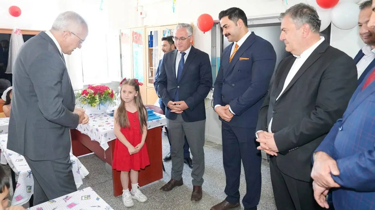 Çubuk’ta 18 bin 750 öğrenci karne sevinci yaşadı