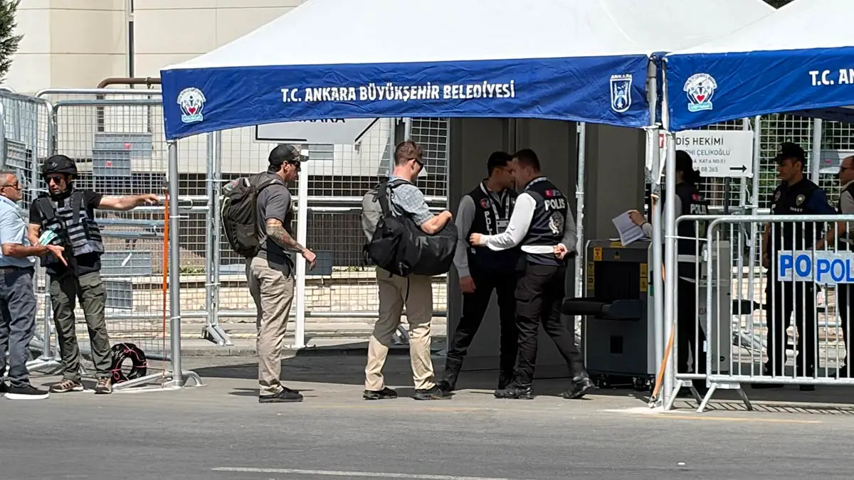 Trump’ın Ankara’da kalacağı otelde güvenlik artırıldı
