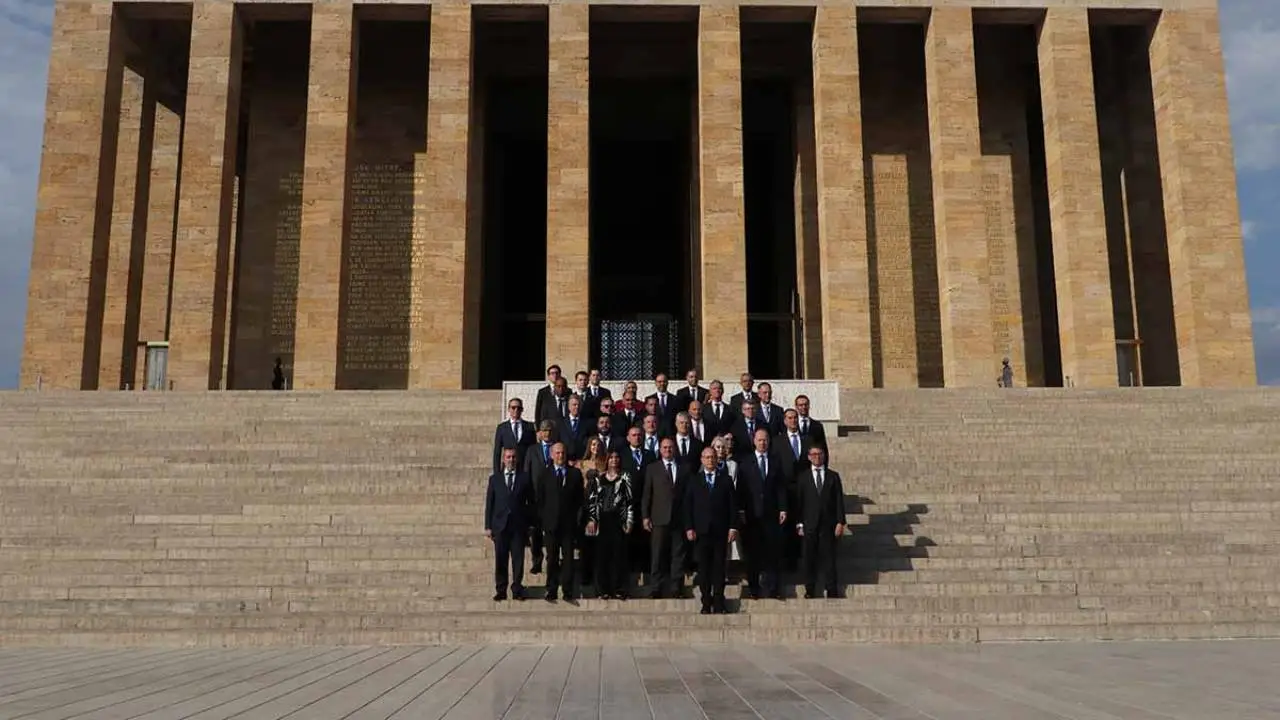 NATO heyetinden Anıtkabir'e ziyaret