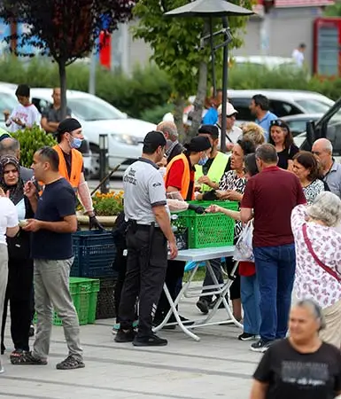 Muharrem bereketi: 50 bin aşure dağıtıldı
