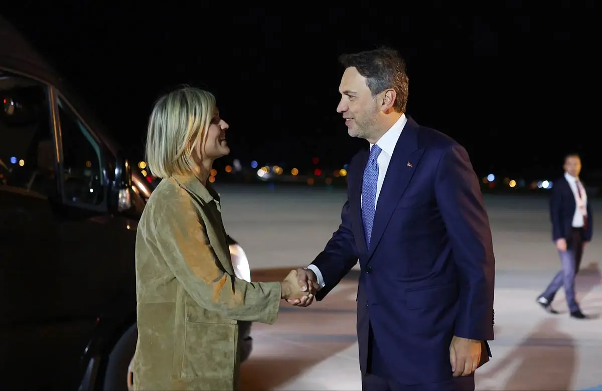 İsveç ve İzlanda başbakanları NATO için Ankara’da