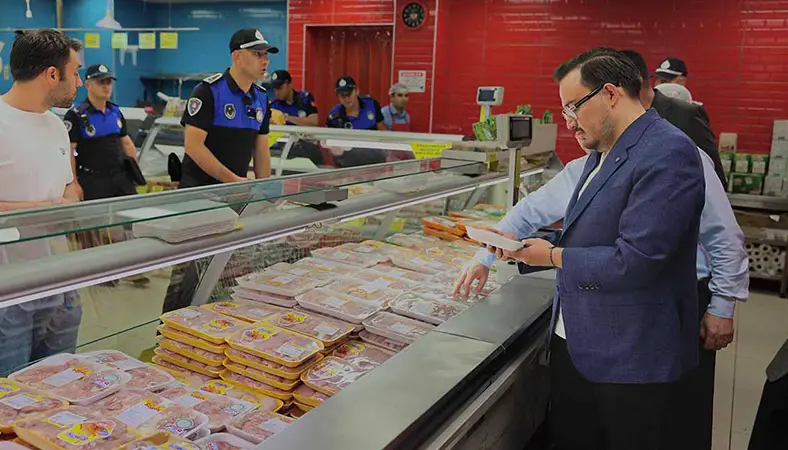 Sincan'da marketlere yakın takip