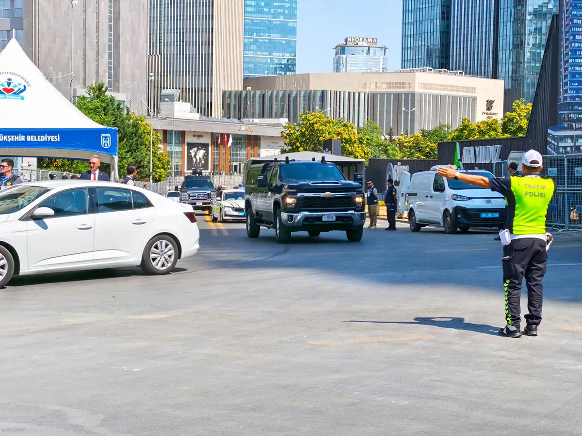 Trump, Ankara’da ‘Canavar’ ile otelden ayrıldı