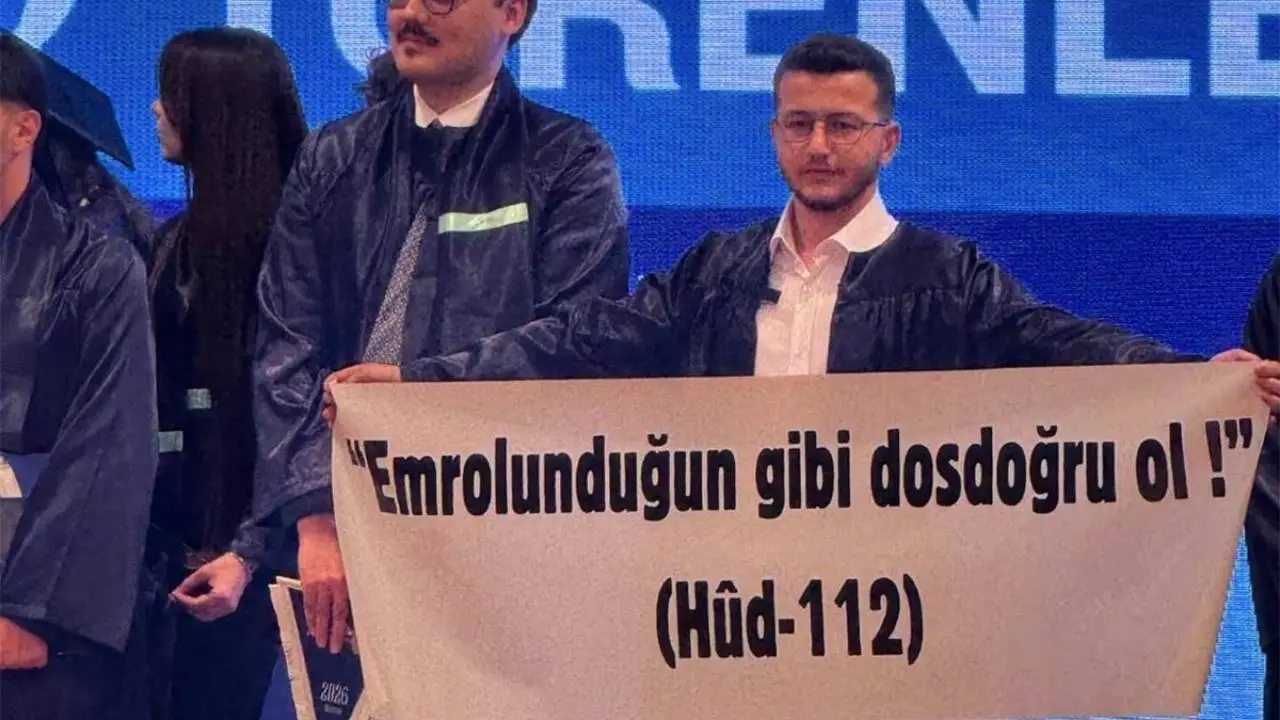 YÖK’ten Yeditepe Üniversitesi mezuniyet törenine soruşturma