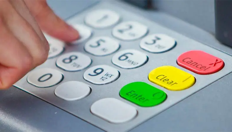 ATM'lerdeki yeşil tuş, kullanım amacından çok daha önemli!