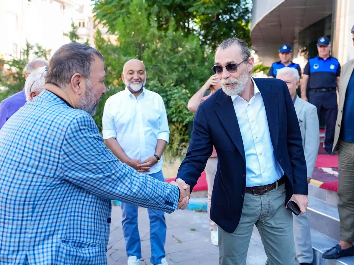 Etimesgut Belediye Başkanı Erdal Beşikcioğlu