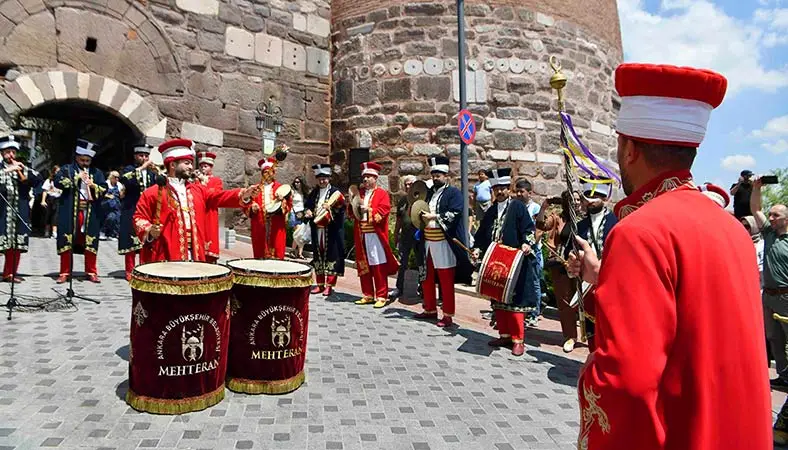 Ankara Kalesi ve Ulus’ta yaz boyu mehter coşkusu