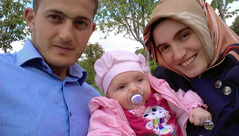 Alçısını çıkarıp direnen şehidin eşinden 15 Temmuz sözü