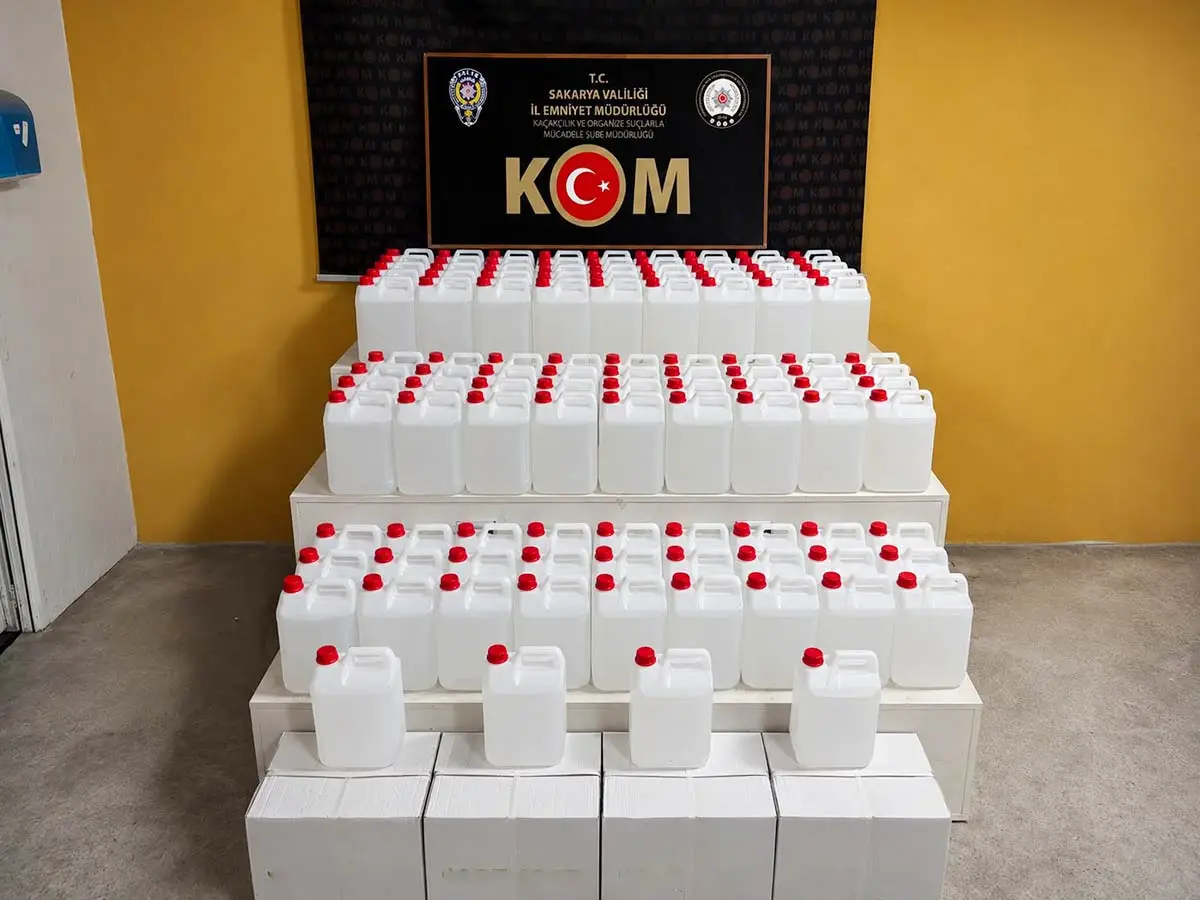 Ankara’ya giden 1 ton etil alkol Sakarya’da yakalandı