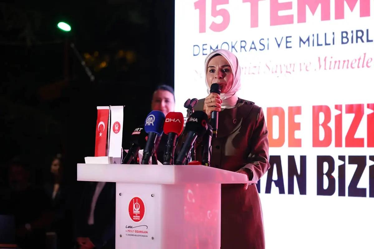 Aile ve Sosyal Hizmetler Bakanı Mahinur Özdemir Göktaş