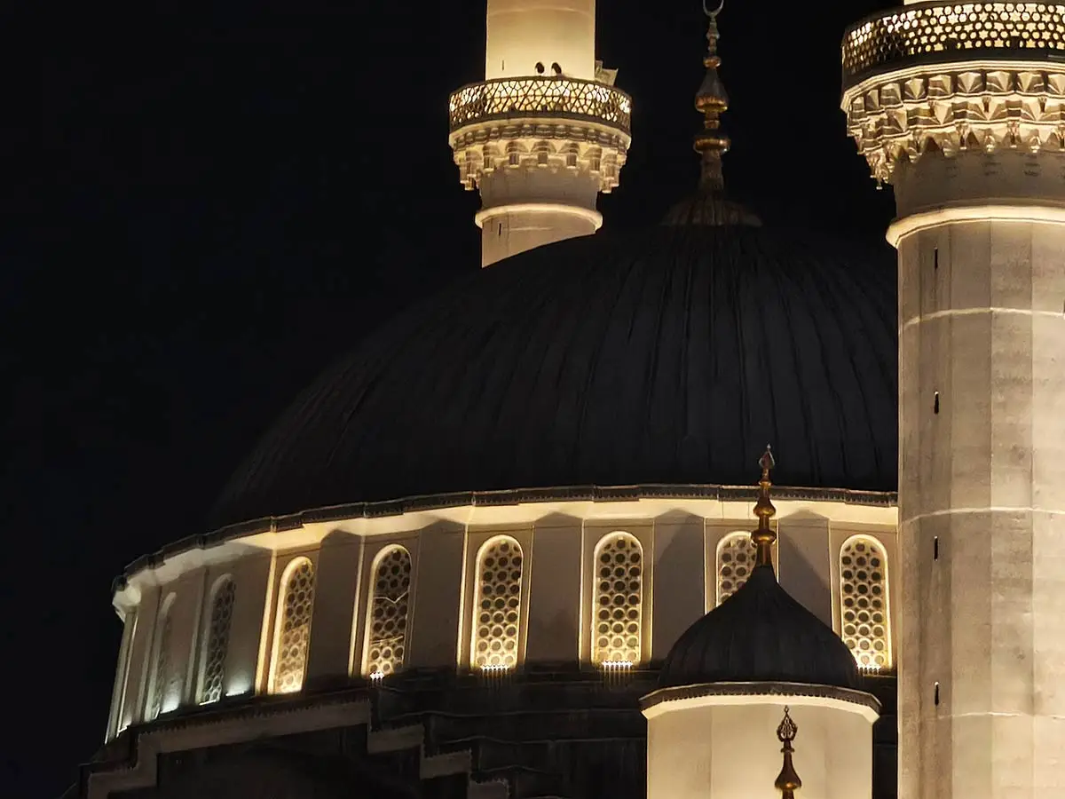 15 Temmuz selaları 90 bin camiden aynı anda yükseldi