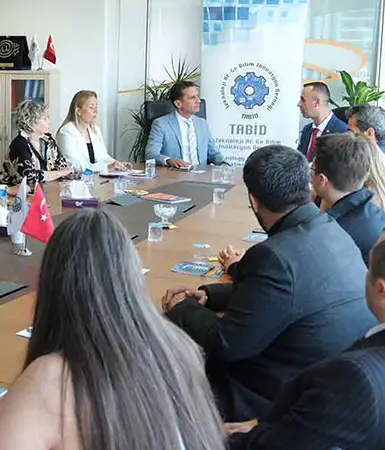 ASO, bilişim sektörü temsilcilerini buluşturdu