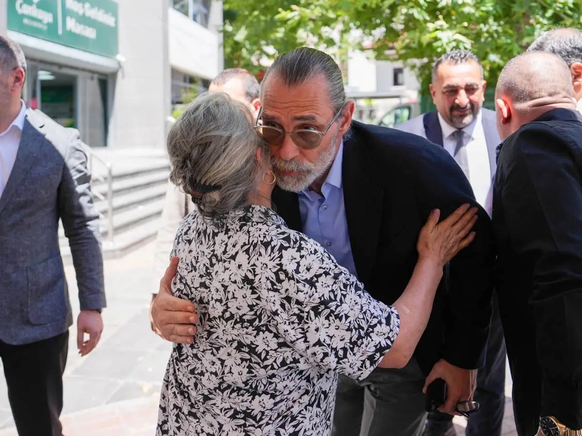 Beşikcioğlu’ndan Çankaya Belediyesi’ne destek ziyareti