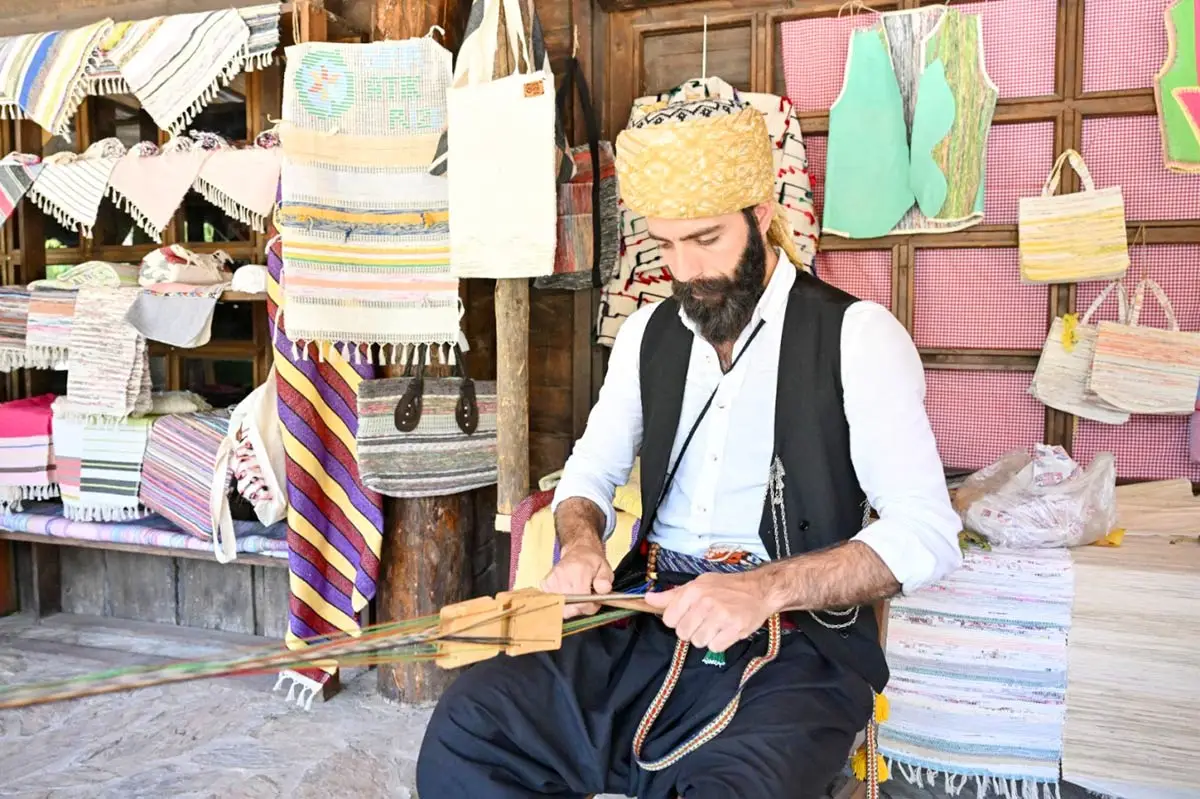 Hemşin çorabı Altınköy Açık Hava Müzesi’nde tanıtılıyor