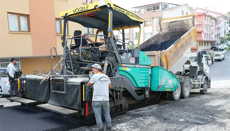 Mamak’ta yol çalışmaları mahalle mahalle sürüyor