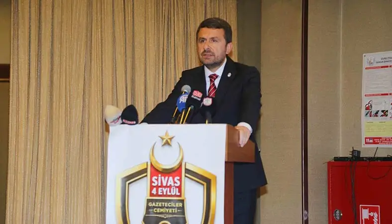 Abdulkadir Çay: Güçlü medya için nitelikli insan şart