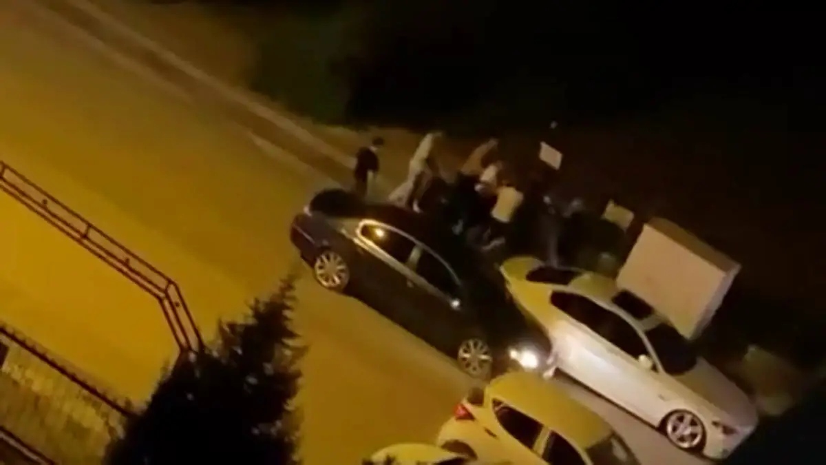 Sincan’da sokak kavgası kameraya yansıdı
