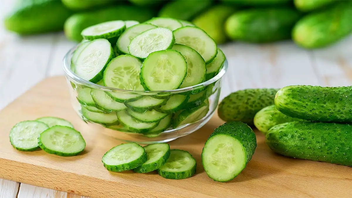 Bozulma değilmiş! Salatalıklar neden balık gibi kokuyor?