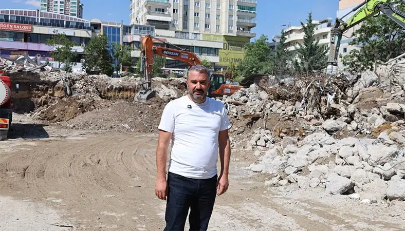 Pursaklar’da yeraltı otoparklı yeni kent meydanı yapılacak