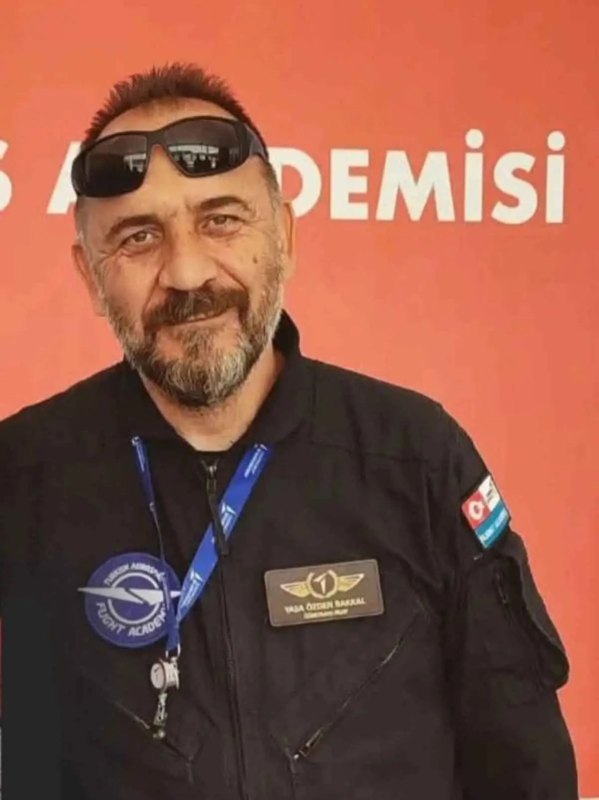 Emekli Pilot Albay Yasa Özden Bakkal