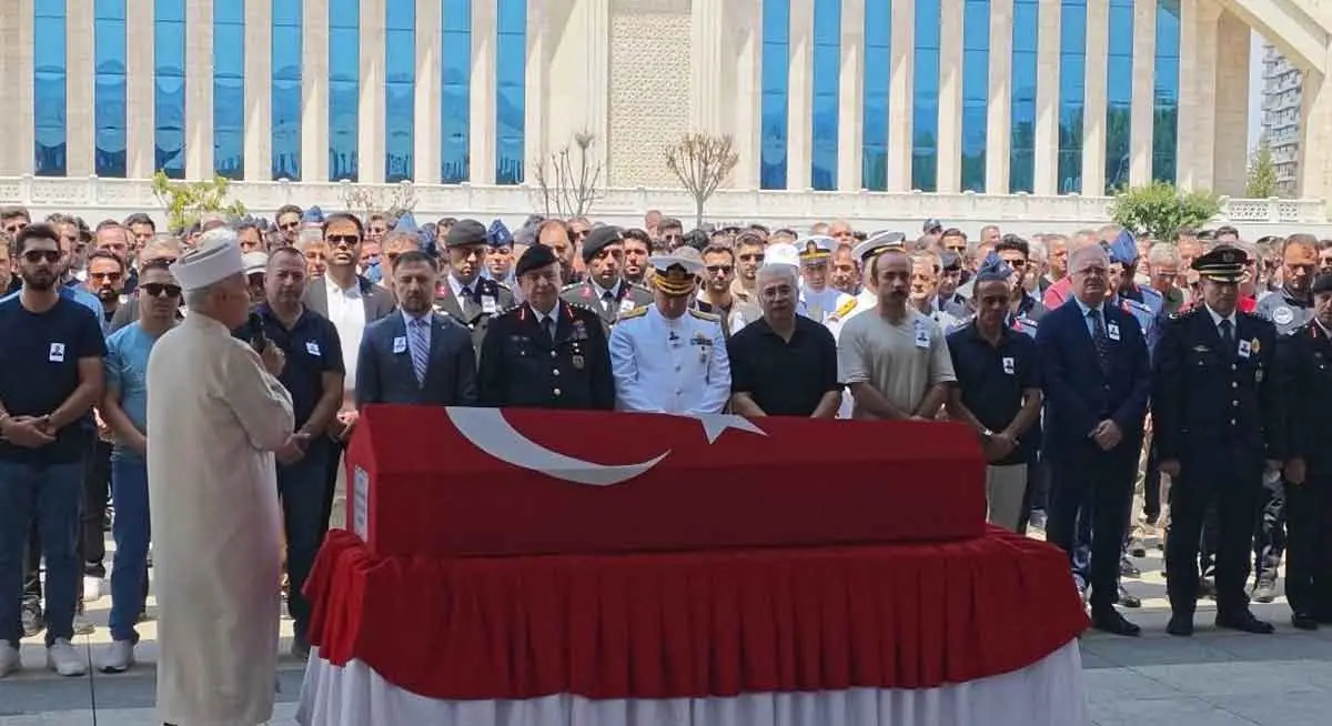 Pilot Emekli Albay Yasa Özden Bakkal'a son görev