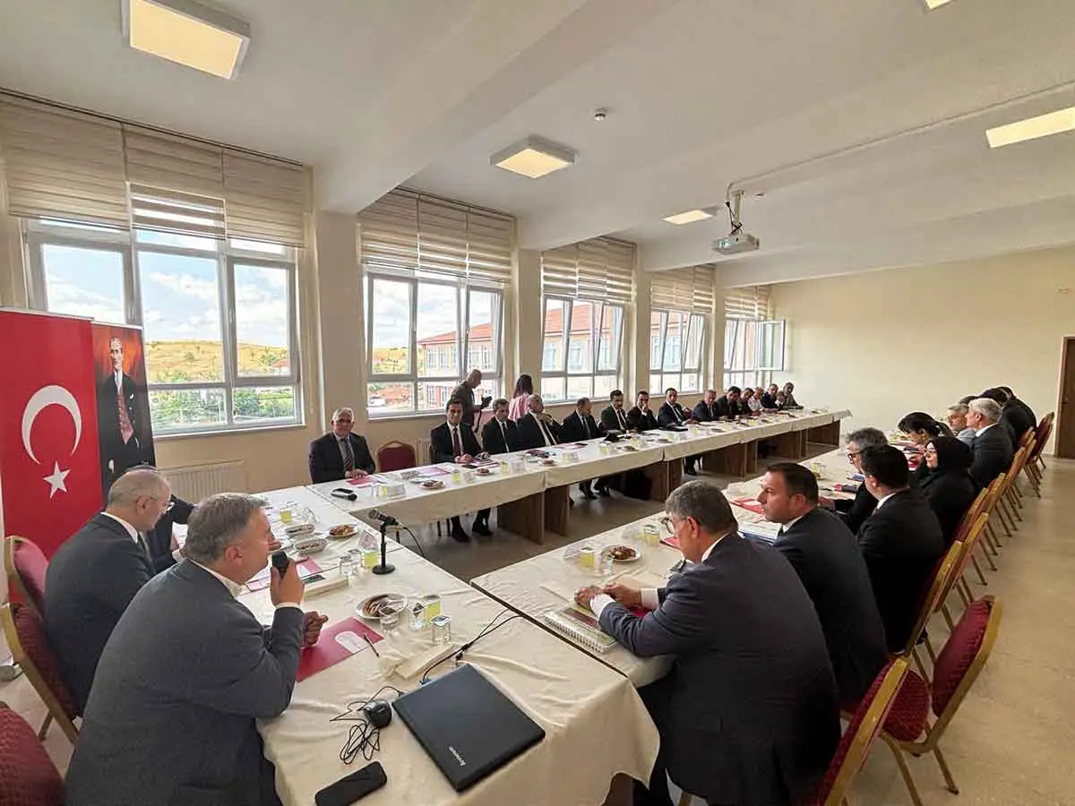 Çubuk'ta eğitim çalışmaları değerlendirildi