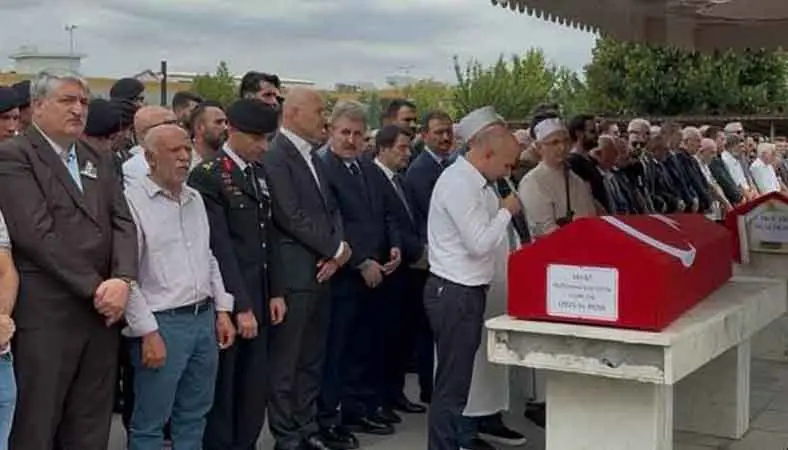 Kazada vefat eden Uzman Çavuş Muhammet Emir Çetin'e son görev