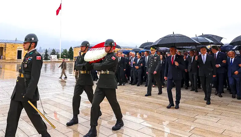 Yeni Parti’den ilk ziyaret Anıtkabir’e yapıldı